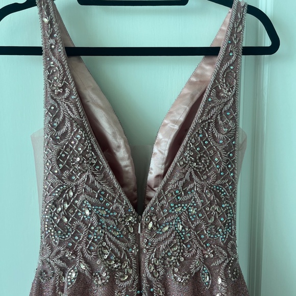 Coya Collection Hand-Beaded Glitter Ball Gown XS – Rose Gold Elegance ✨ - Picture 12 of 15